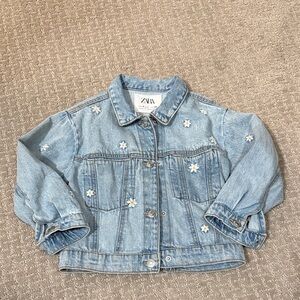 ZARA Light Wash Denim Jacket with Embroidered Daisies - Kids